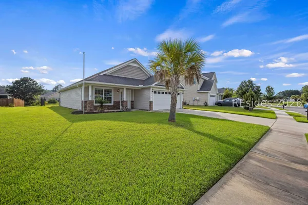 513 HEARTHSTONE DR