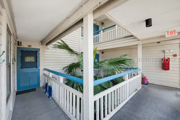 6 HARBOR DR M117