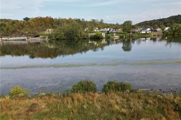 112 & 116 LOWER RIVER RD RIVER ROAD