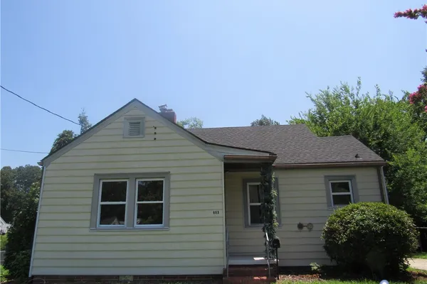 903 FLORAL AVE