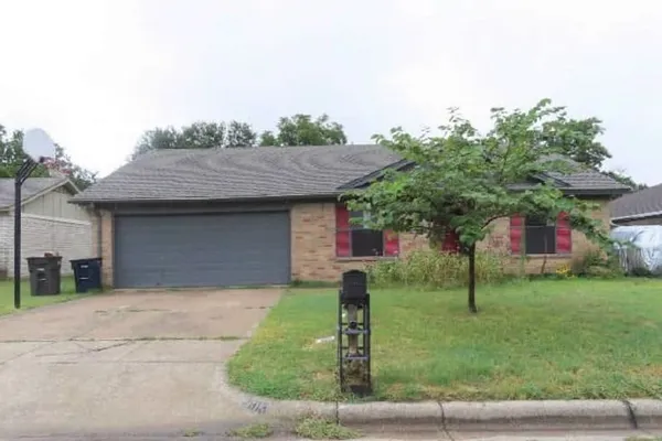2813 HIGHLAWN TER