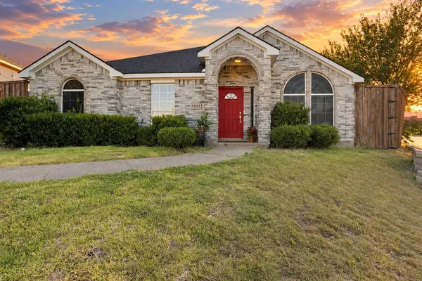 1302 RYAN DR
