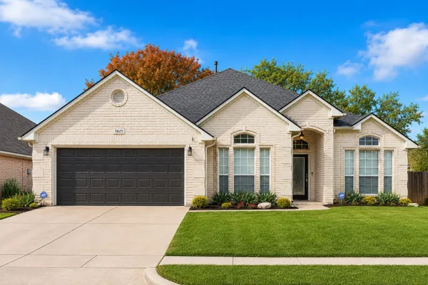 5825 ECHO BLUFF DR