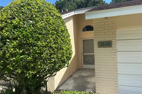 3640 N LUCILLE DR
