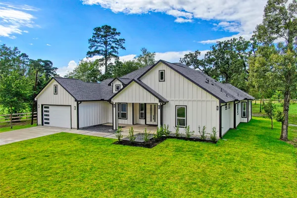 11082 TAMMY CIR