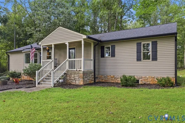 2678 POPLAR FOREST DR