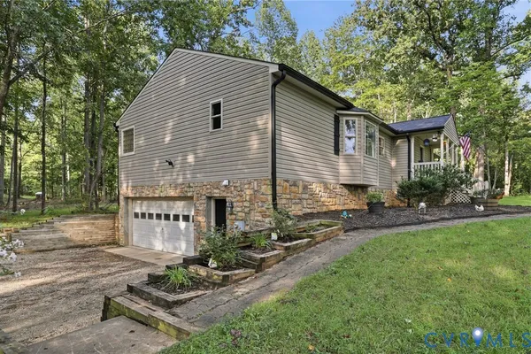 2678 POPLAR FOREST DR