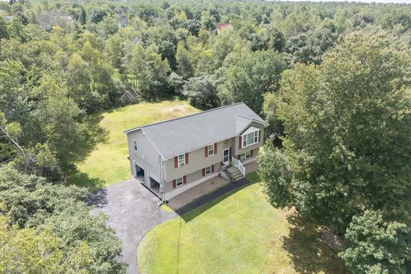 214 CENTER DR