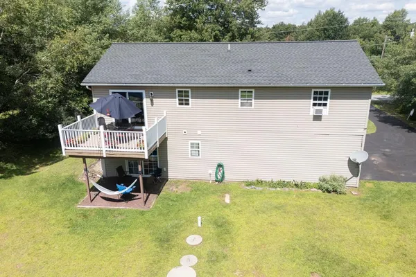 214 CENTER DR