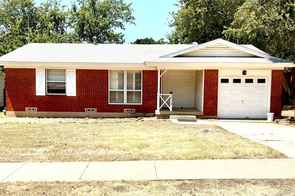 2014 JACQUELINE DR