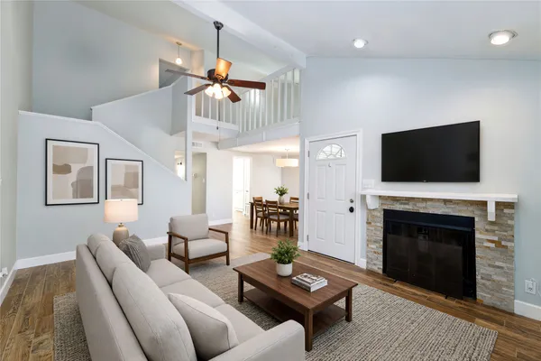 1702 TIMBER RIDGE DR