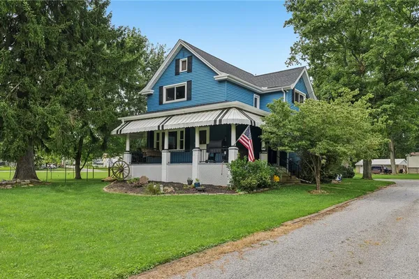 401 WINFIELD RD