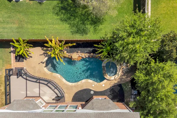 956 WATER OAK DR