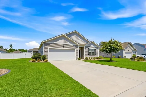 1024 HAWKS NEST LN