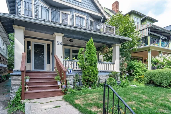 58 INWOOD PL