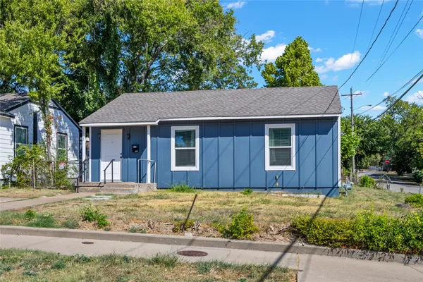 1543 GARZA AVE