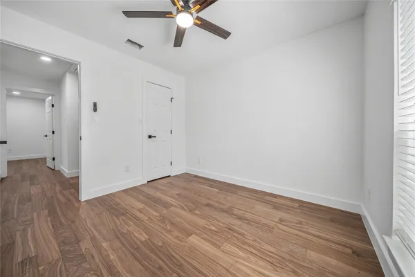 2831 FORDHAM RD