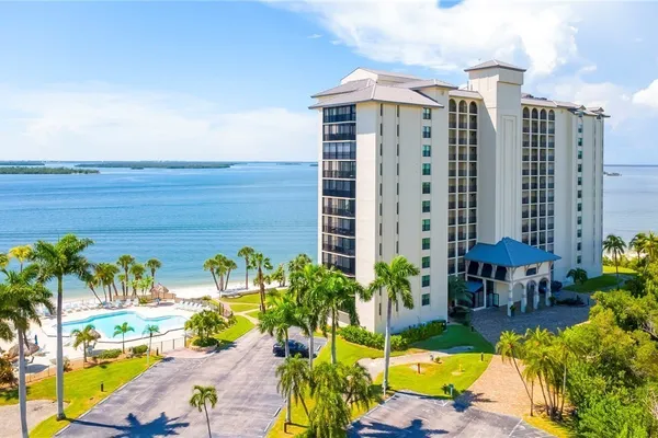 17080 HARBOUR POINT DR 711