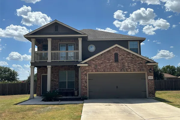 1615 BLUEBELL CIR