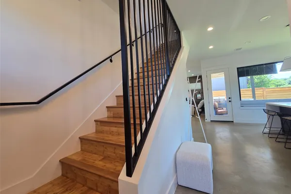 5301 GROVER AVE