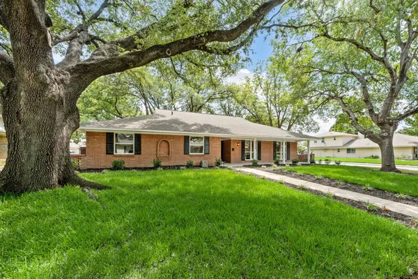 3208 TIMBERVIEW RD