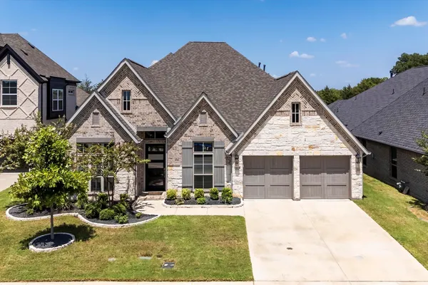 2825 SHANE DR