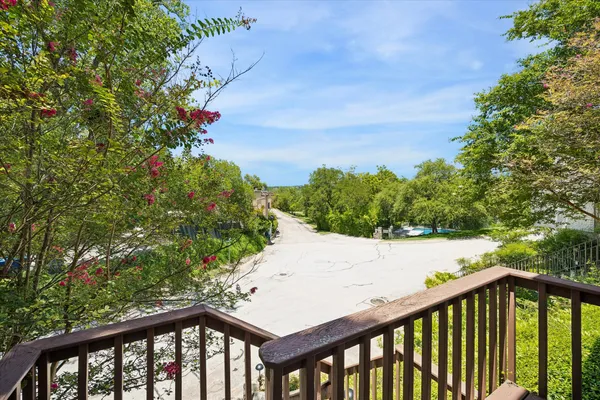 3609 LAS COLINAS DR A