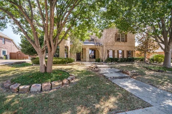 522 OAKHURST DR