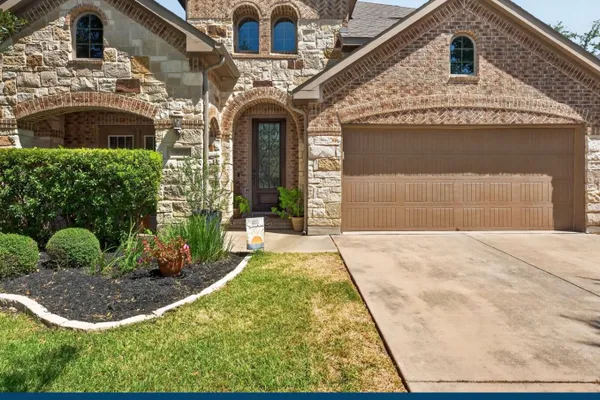 3813 CAMPFIRE DR