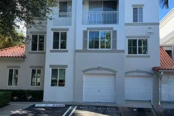 11011 LEGACY LN 301