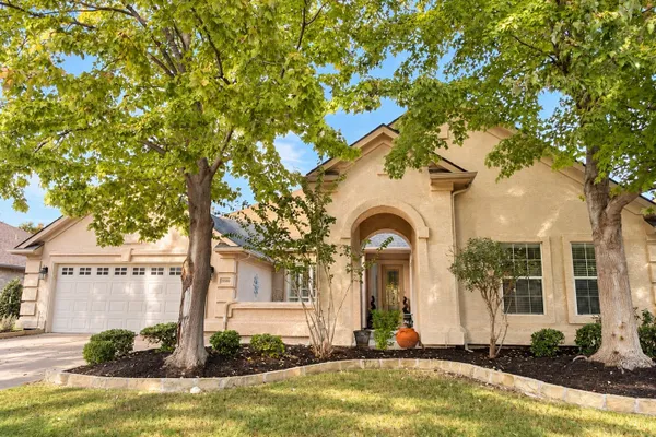 10500 CASCADE DR