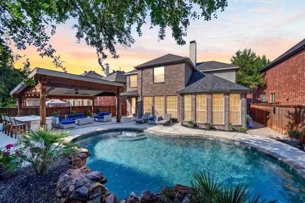 8417 BAYBERRY AVE