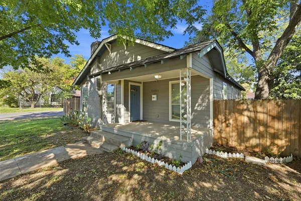 2551 GRAFTON AVE