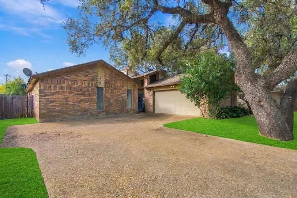 1723 ENCINO SPG