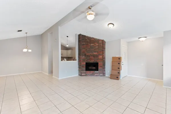 7121 HAVEN CREEK DR