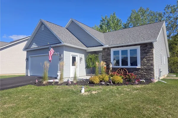 226 MARINE VIEW DR