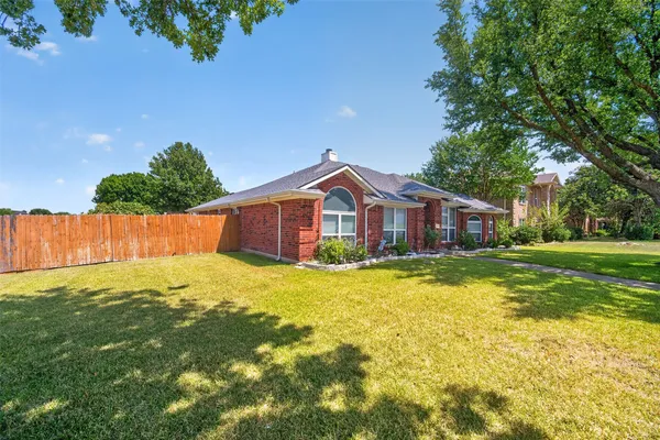1101 BOYD DR