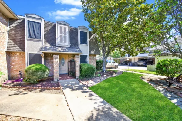 7846 KENDALIA DR