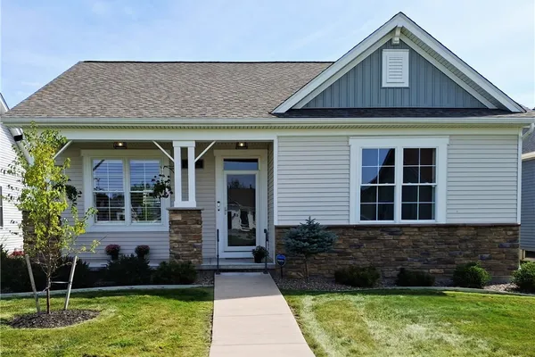 113 THOMPSON LN