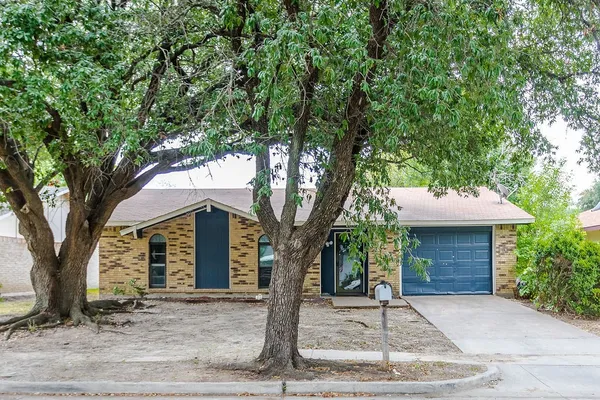 2633 SANTA ANNA DR