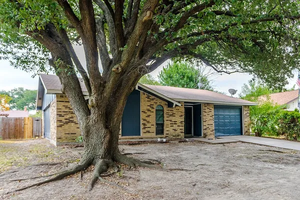 2633 SANTA ANNA DR