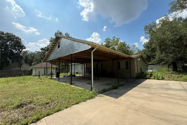 16550 OAKWOOD DR