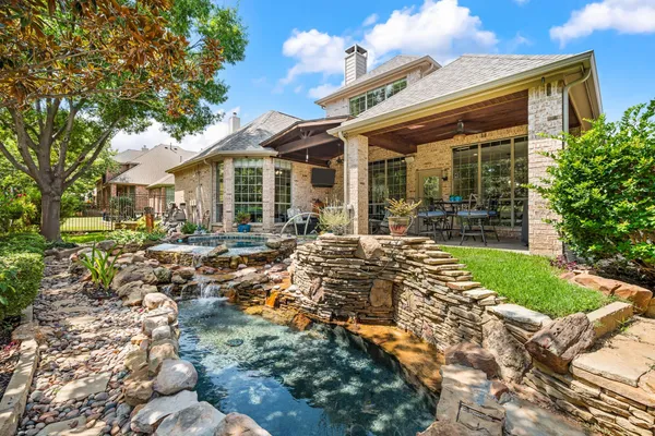 8424 JEFFERSON WAY