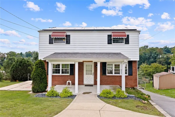 1048 KENTUCKY BLUE DR