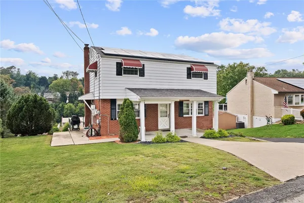 1048 KENTUCKY BLUE DR