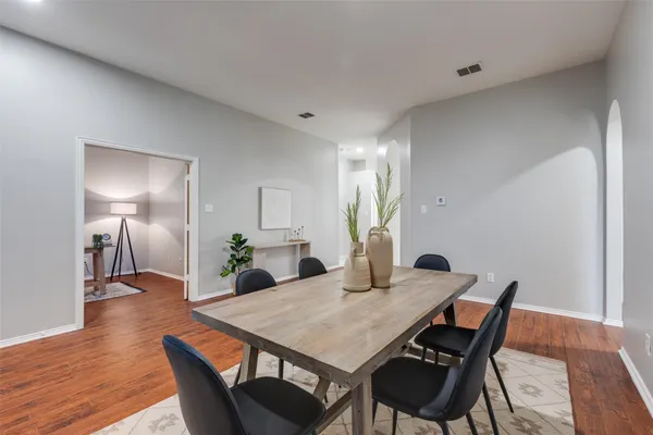 815 BONNIE CT