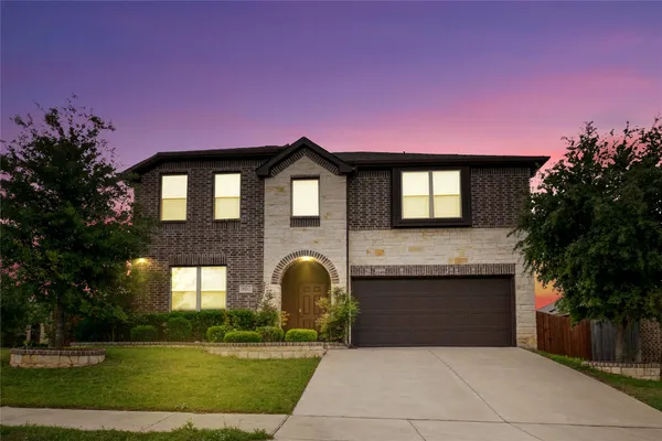 801 ORIEL CIR