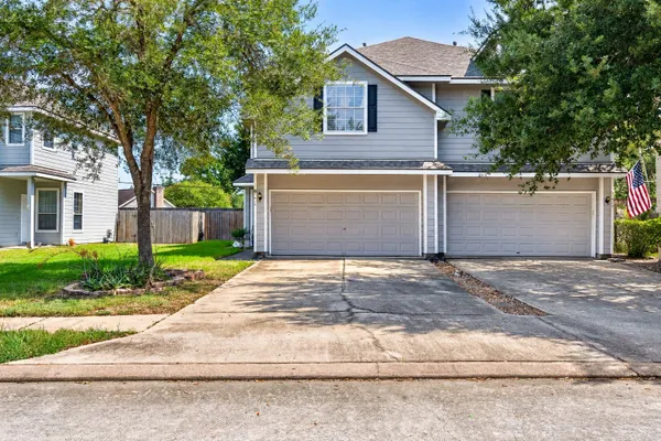 414 FOLK CREST LN