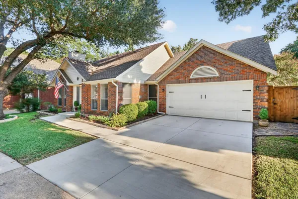 5035 BRYN MAWR DR