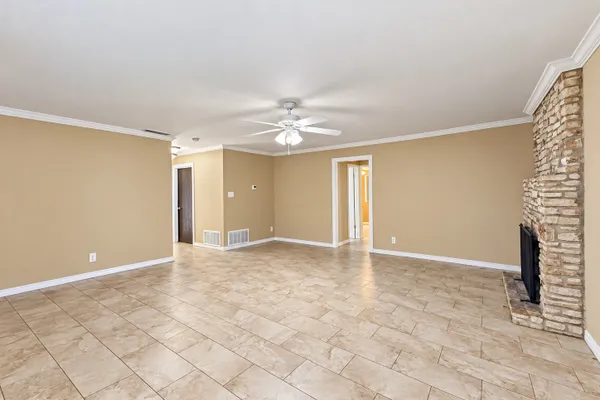 2518 DOVEMEADOW DR